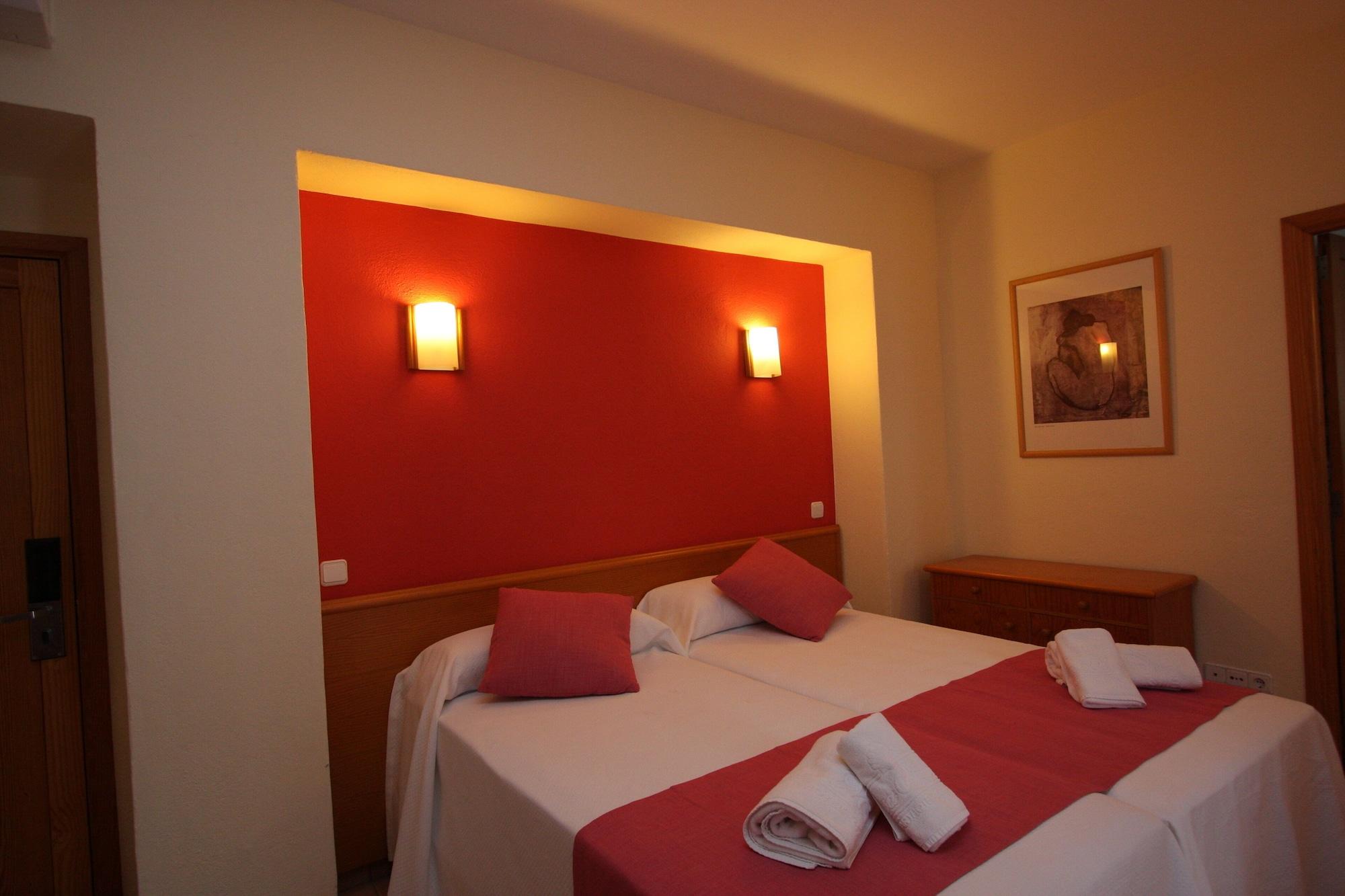 Apartamentos Casa Maria Sant Antoni de Portmany Extérieur photo