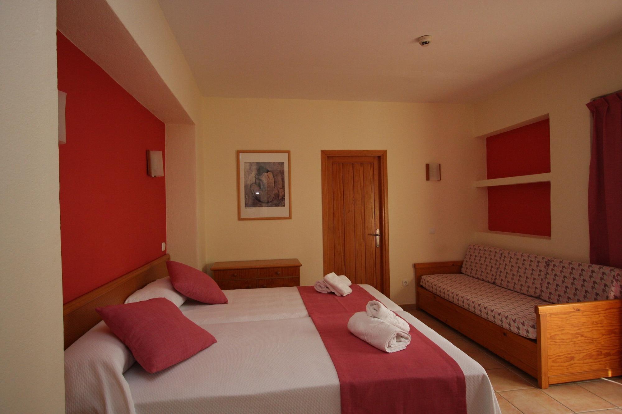 Apartamentos Casa Maria Sant Antoni de Portmany Extérieur photo